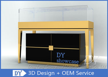 एस / एस + एमडीएफ + ग्लास + लाइट्स गोल्ड ज्वैलरी शोरूम इंटीरियर 3 डी डिजाइन